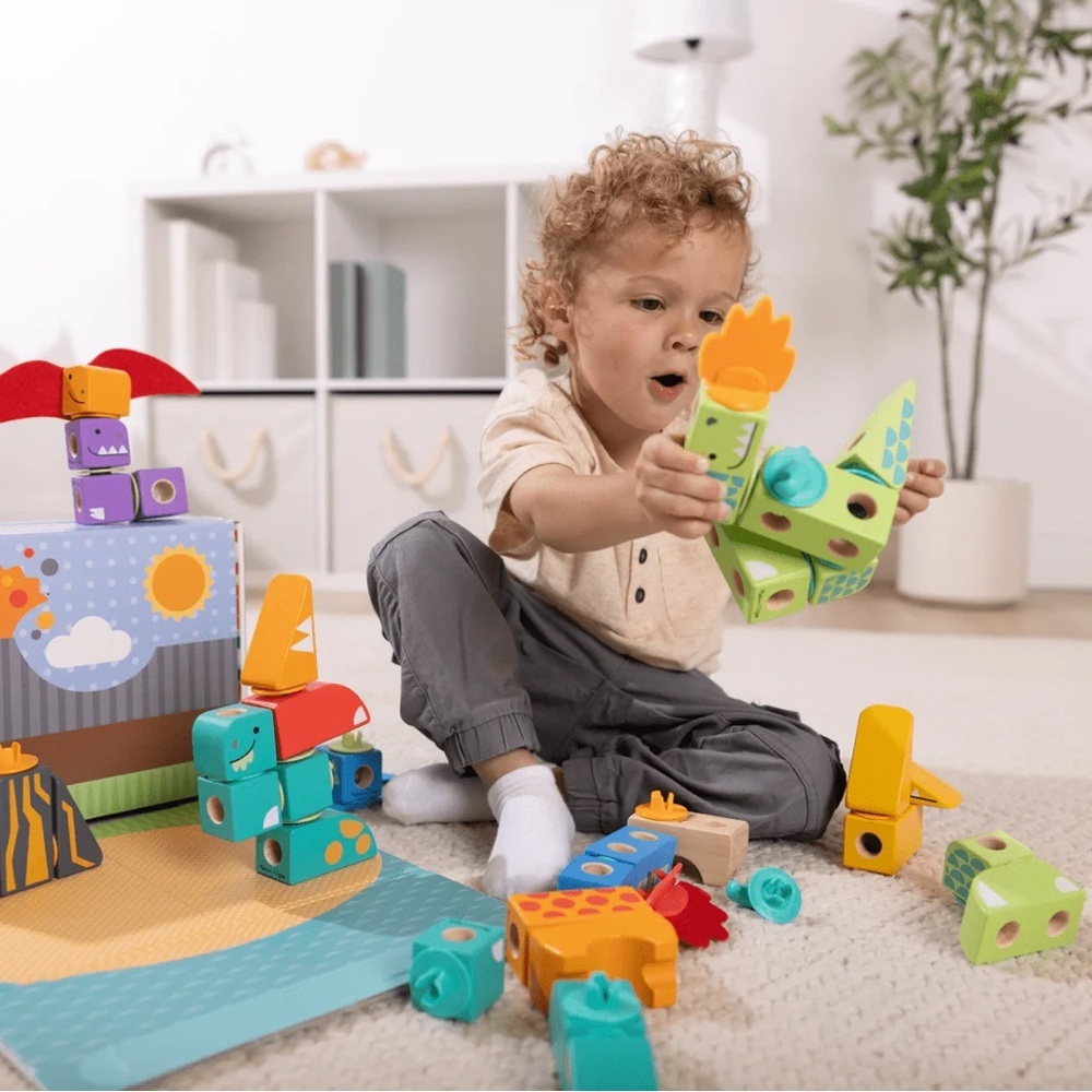 NWT Melissa & Doug BLOCKABLES™ Dinosaur Play Set - Picture 9 of 11